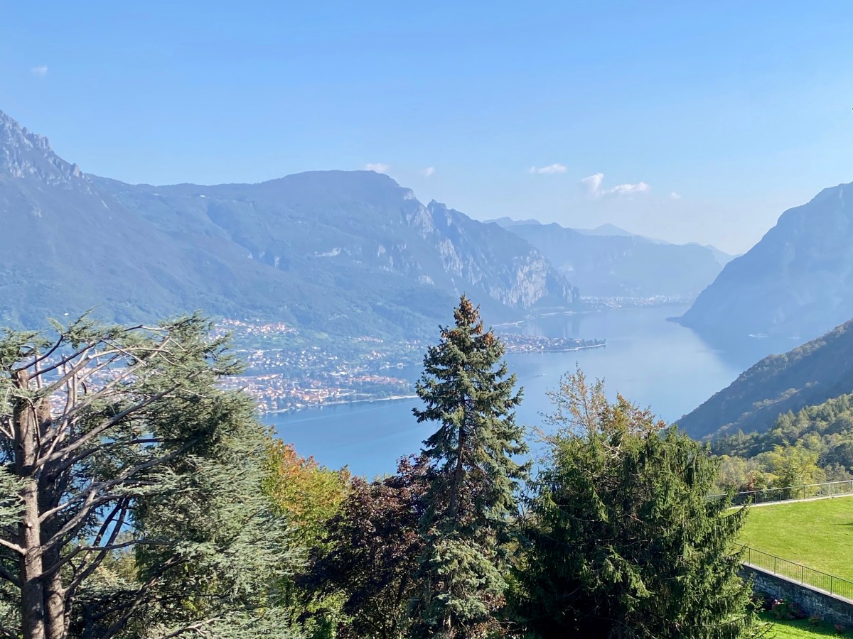 Cycling Lake Como